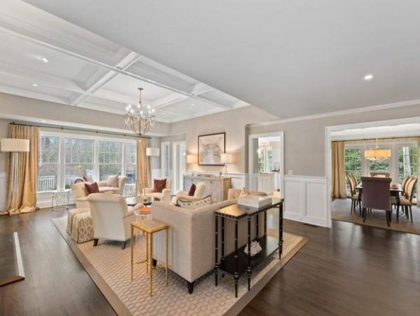 Hamptons Home 1020633