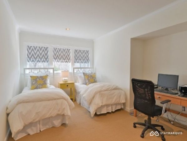 Hamptons Home 1020633