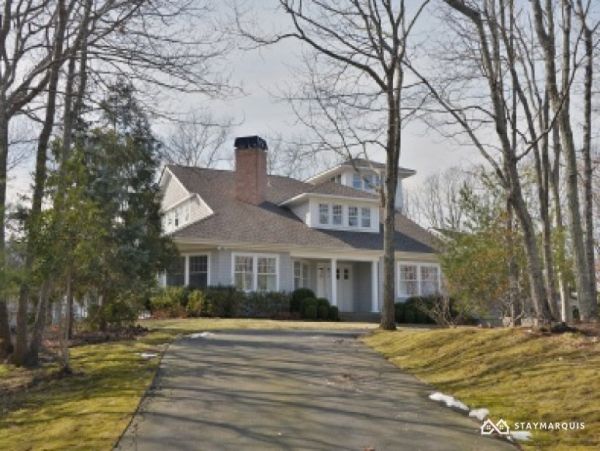 Hamptons Home 1020633