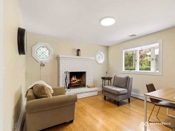 Hamptons Home 1020634