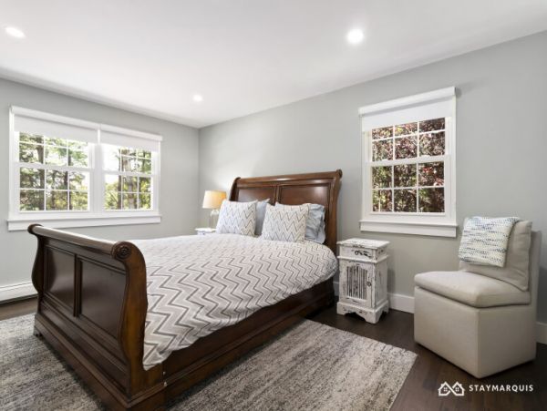 Hamptons Home 1020634
