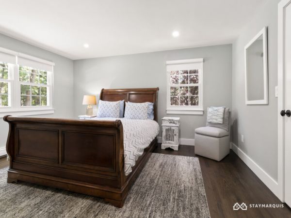 Hamptons Home 1020634