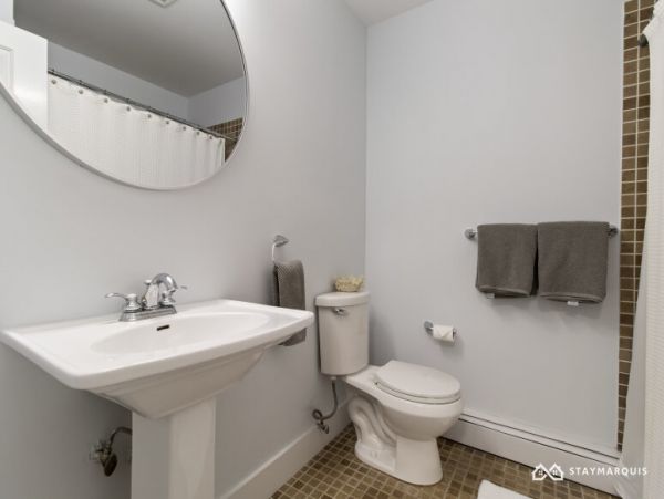 Hamptons Home 1020634