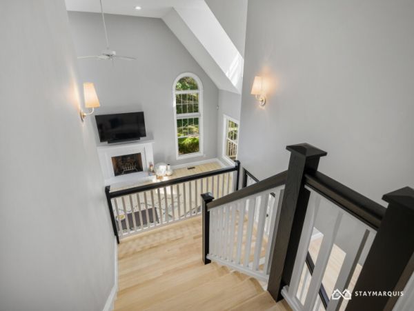 Hamptons Home 1020635