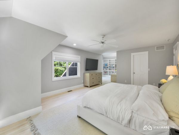 Hamptons Home 1020635