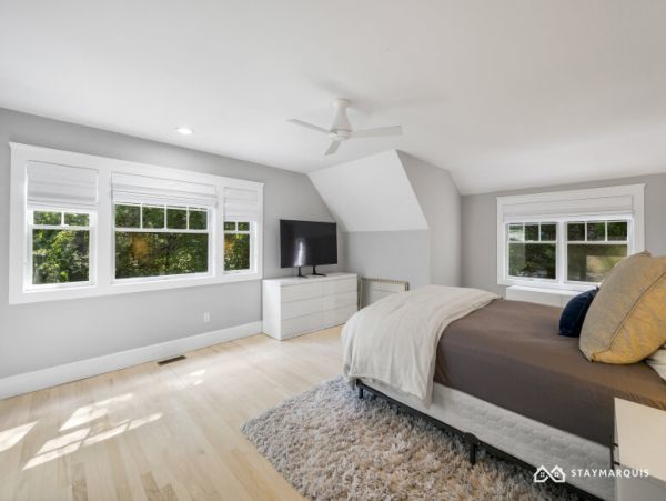 Hamptons Home 1020635