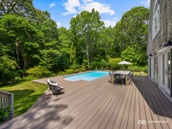 Hamptons Home 1020635