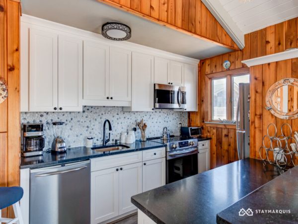 Hamptons Home 1020637