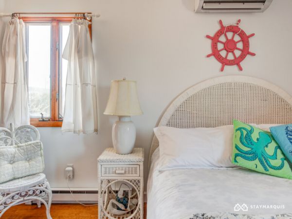 Hamptons Home 1020637