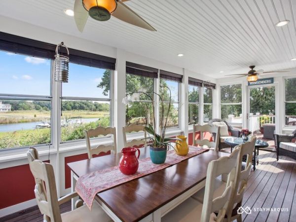 Hamptons Home 1020638