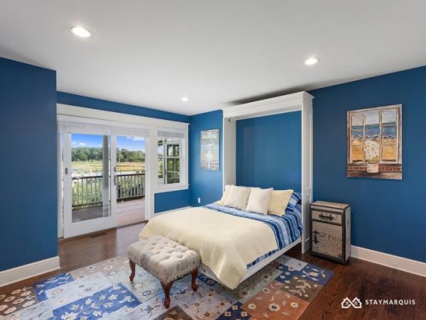 Hamptons Home 1020638