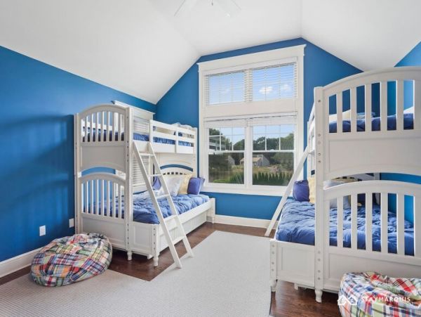 Hamptons Home 1020638