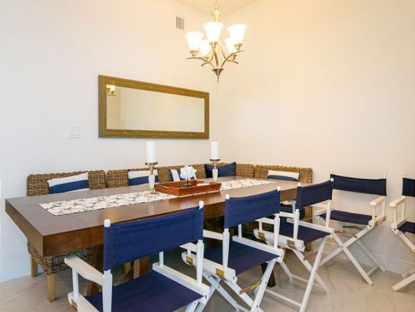 Bradenton Condo with 3 Bedrooms Sleeps 7 Drive to Beach