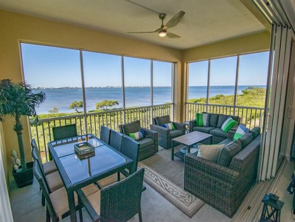 Bradenton Condo with 3 Bedrooms Sleeps 7 Drive to Beach
