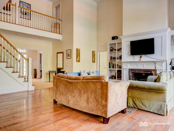 Hamptons Home 1020640