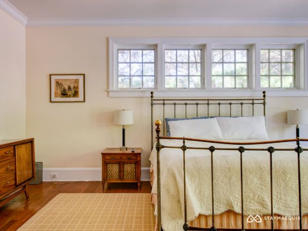 Hamptons Home 1020640