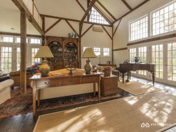 Hamptons Home 1020643