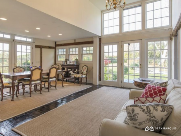 Hamptons Home 1020643