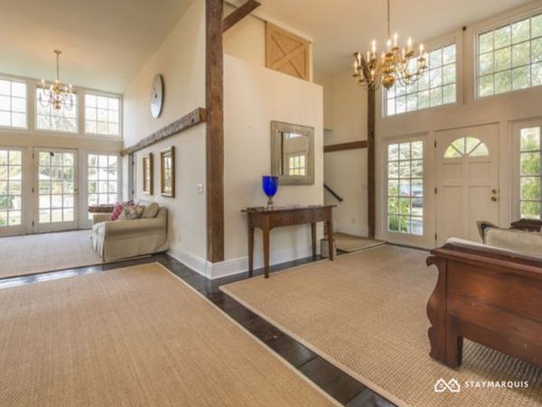 Hamptons Home 1020643