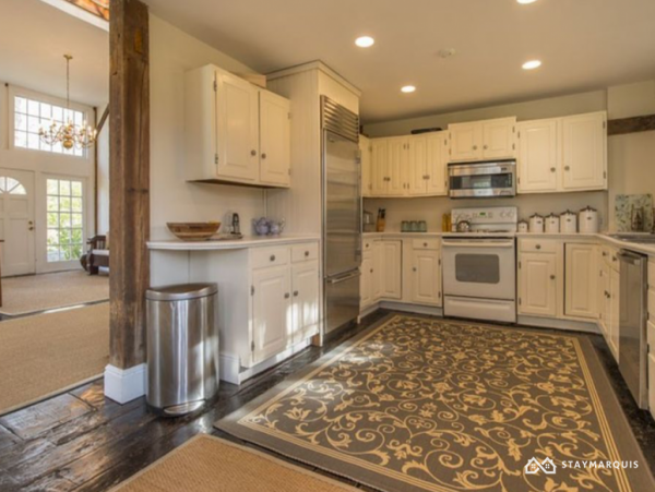 Hamptons Home 1020643