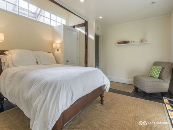 Hamptons Home 1020643