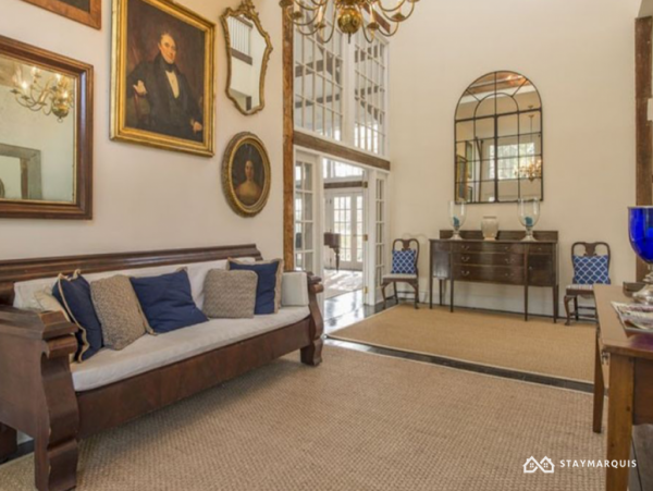 Hamptons Home 1020643