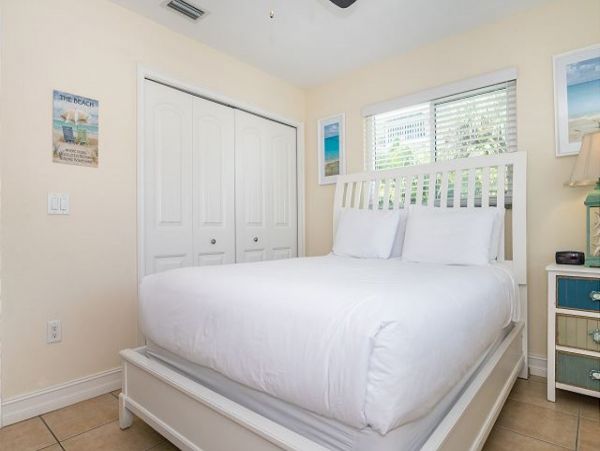Anna Maria Island Holmes Beach Condo 1020644