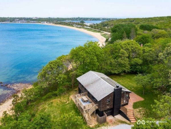 Hamptons Home 1020648