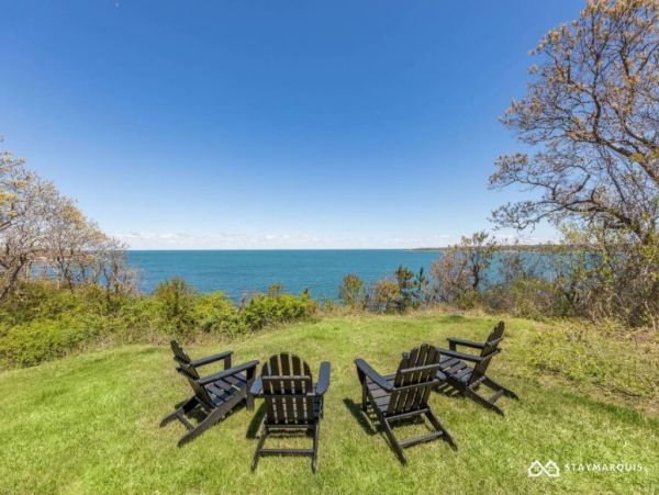 Hamptons Home 1020648