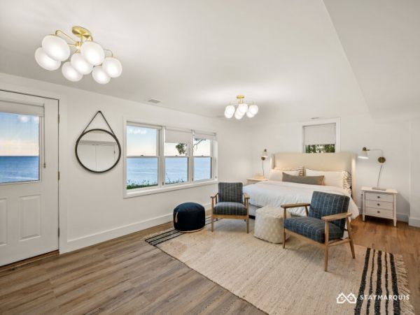 Hamptons Home 1020648
