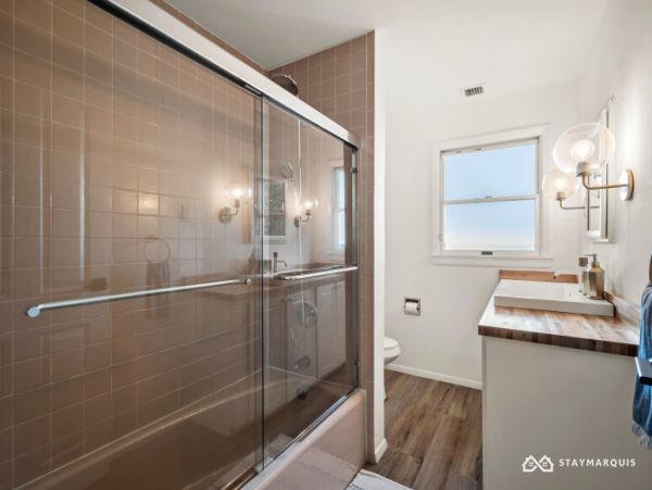 Hamptons Home 1020648