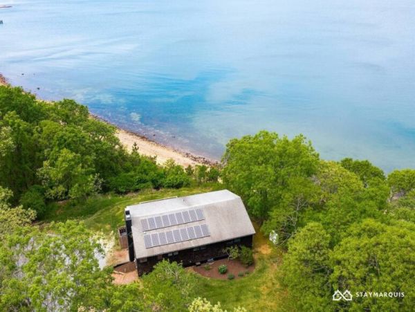 Hamptons Home 1020648