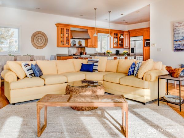 Hamptons Home 1020651