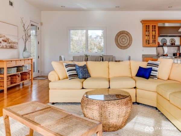 Hamptons Home 1020651