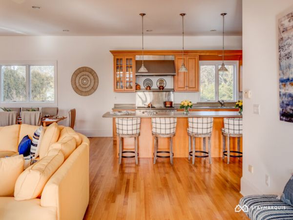 Hamptons Home 1020651