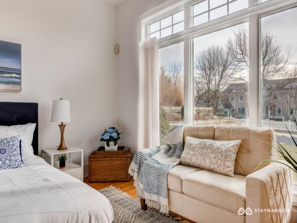 Hamptons Home 1020651