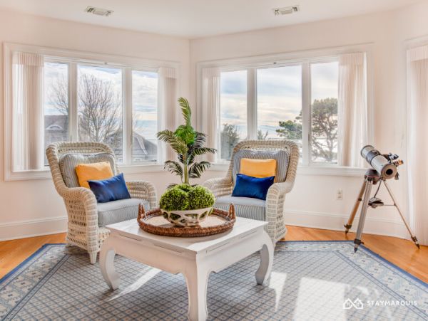Hamptons Home 1020651
