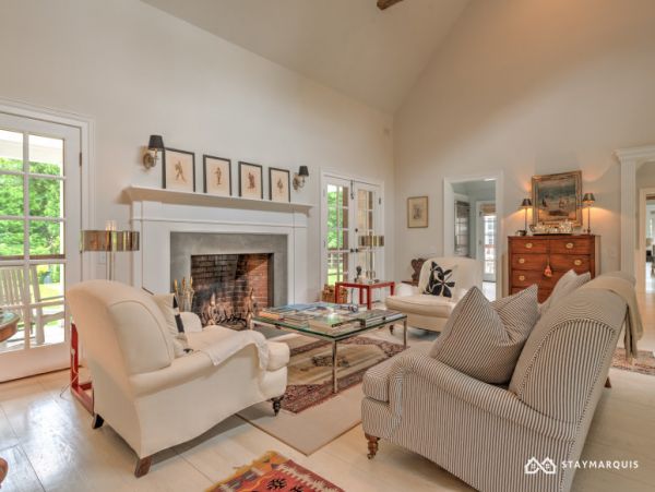 Hamptons Home 1020653