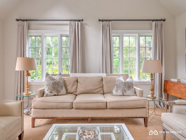 Hamptons Home 1020653