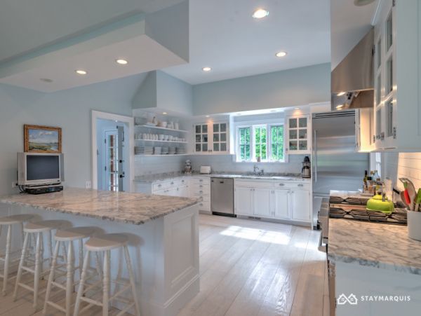Hamptons Home 1020653