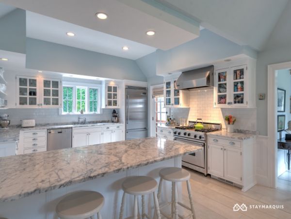 Hamptons Home 1020653