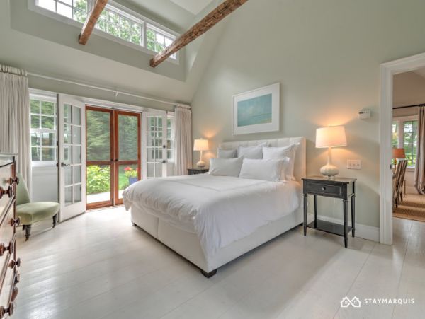 Hamptons Home 1020653