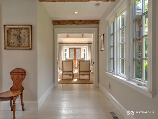 Hamptons Home 1020653