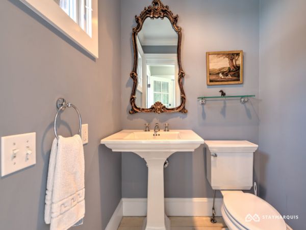 Hamptons Home 1020653