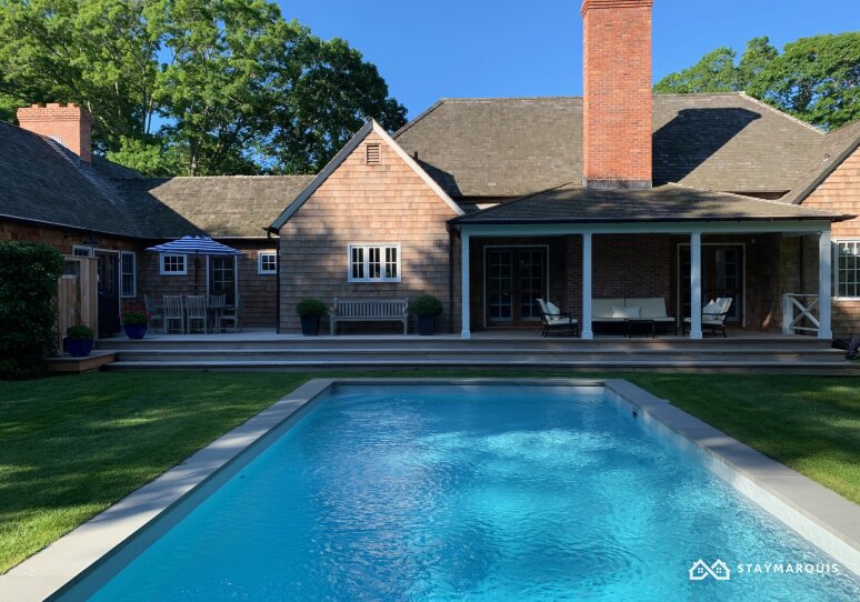Hamptons Home 1020653
