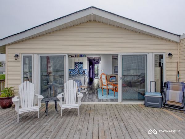 Hamptons Home 1020655