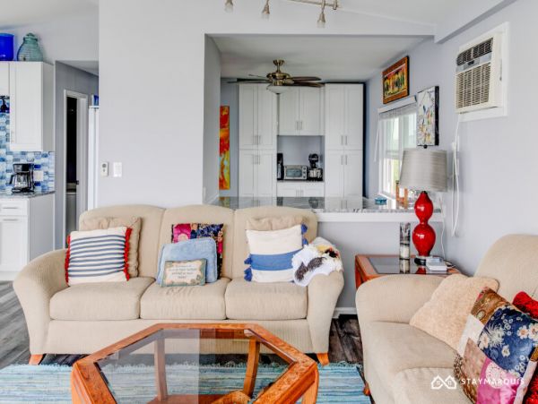 Hamptons Home 1020655