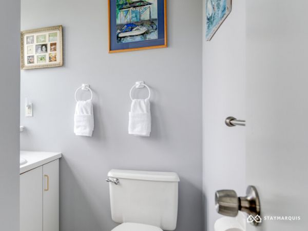 Hamptons Home 1020655