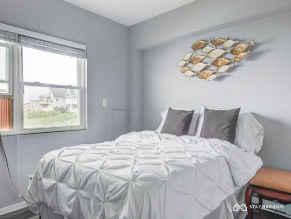 Hamptons Home 1020655