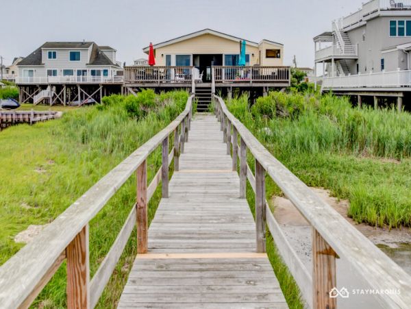 Hamptons Home 1020655